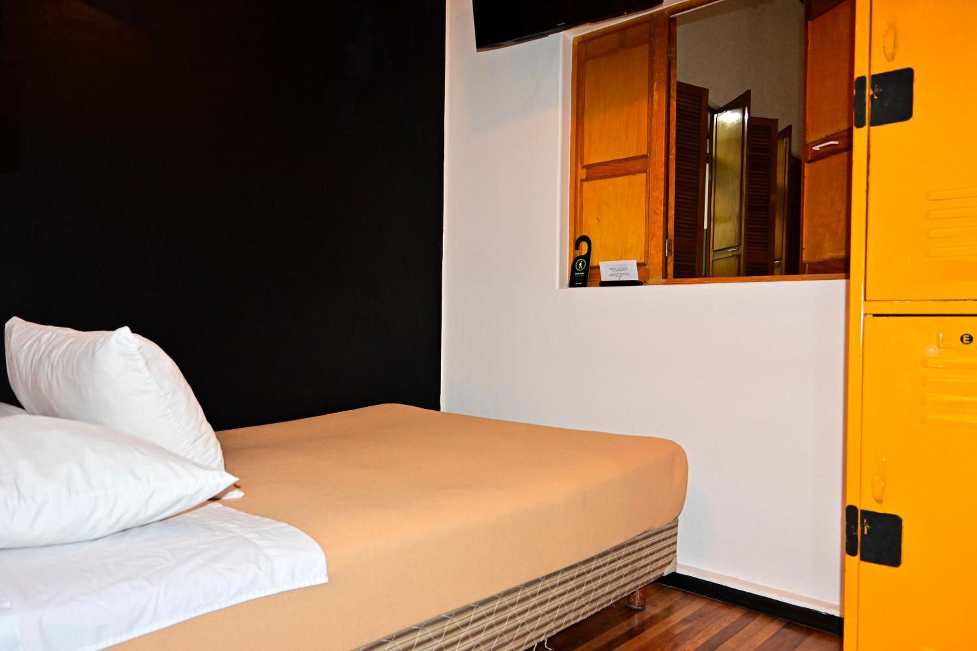 Hostel Mundo Joven Catedral Мексико Сити Екстериор снимка
